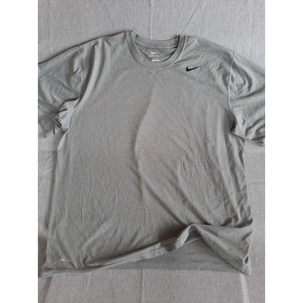 Nike Dri-Fit Men's 2XL Swoosh Art Logo T-Shirt Short Sleeve Gray Pure Polyester‎